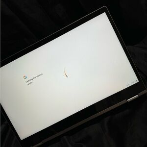 Laptop touch screen 15 inches Crome Lenovo like new
